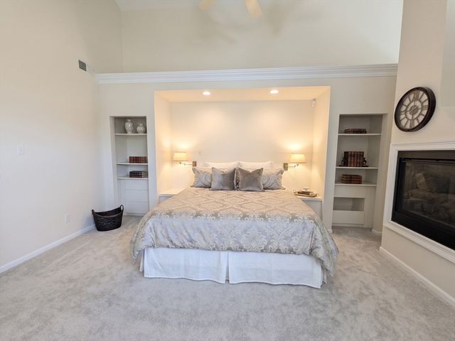 142 Algonquin Trl 142, Ashland, MA 01721