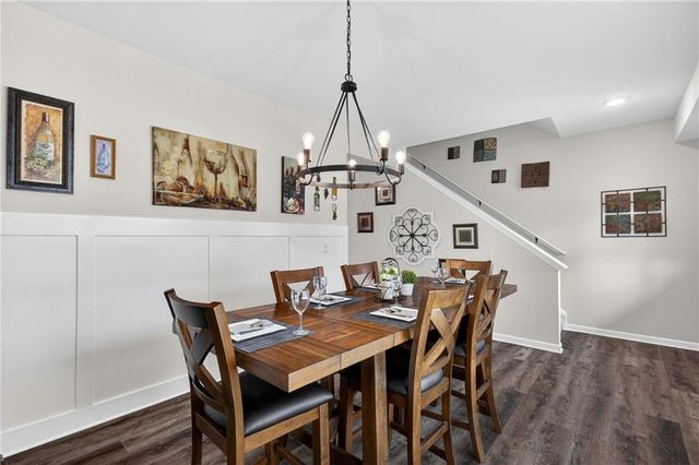 366 Fox Creek Dr, Braselton, GA 30517