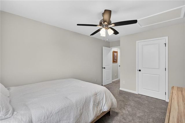 366 Fox Creek Dr, Braselton, GA 30517