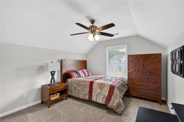366 Fox Creek Dr, Braselton, GA 30517