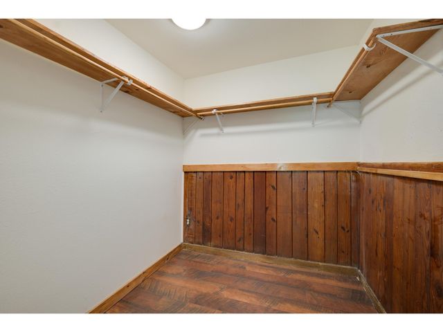 106 S Avenue A E, Elgin, TX 78621
