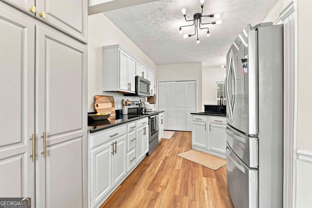 42 Bill Estes Road, Senoia, GA 30276