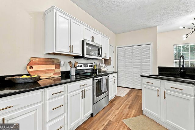 42 Bill Estes Road, Senoia, GA 30276