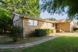 1748 S Walnut Street, Pauls Valley, OK 73075