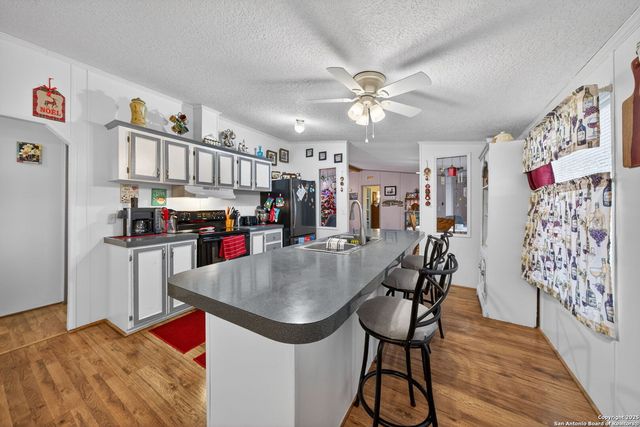 350 Parkfield, Pleasanton, TX 78064