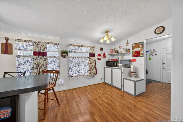 350 Parkfield, Pleasanton, TX 78064