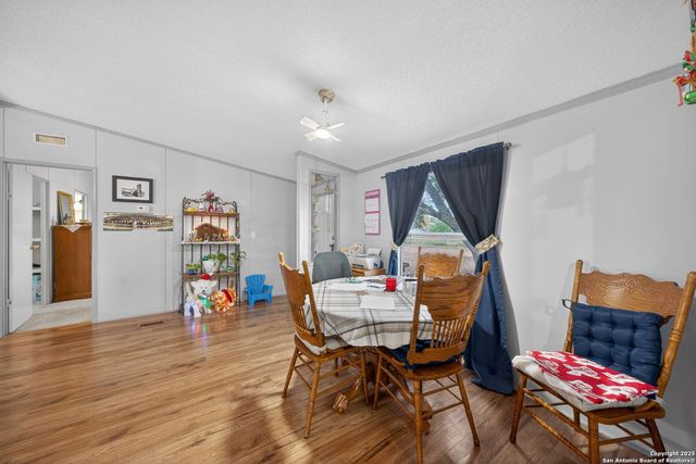 350 Parkfield, Pleasanton, TX 78064