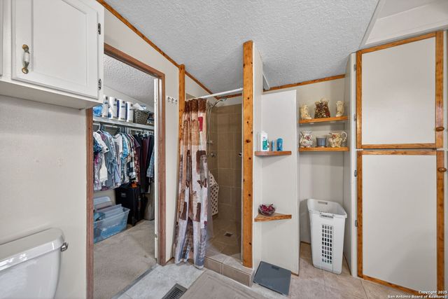 350 Parkfield, Pleasanton, TX 78064