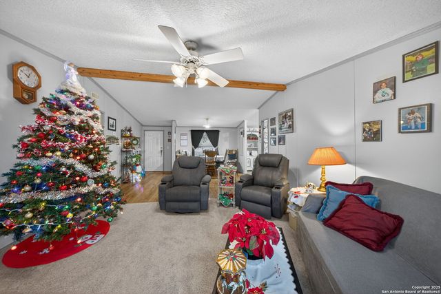 350 Parkfield, Pleasanton, TX 78064