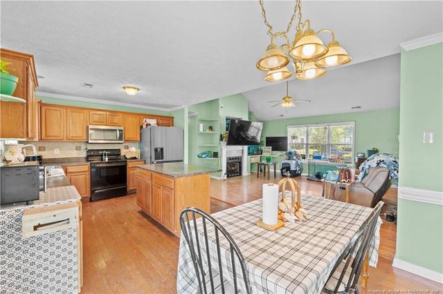 5946 Lillytrotter Drive, Hope Mills, NC 28348