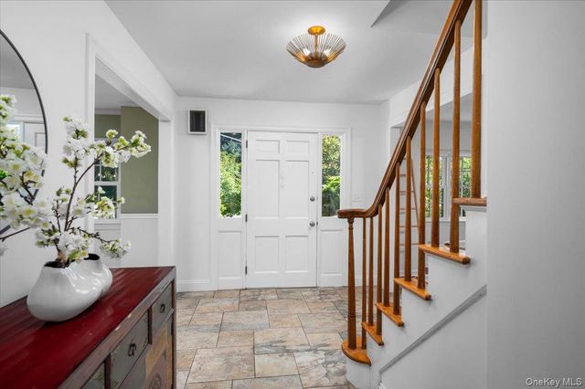127 Harmon Avenue, Pelham, NY 10803