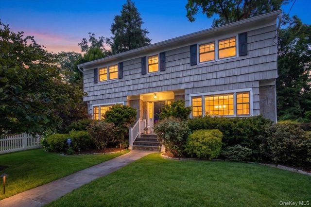 127 Harmon Avenue, Pelham, NY 10803