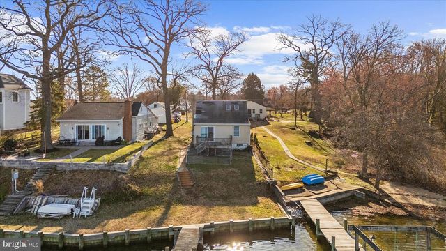 8108 FOREST GLEN DR, Pasadena, MD 21122