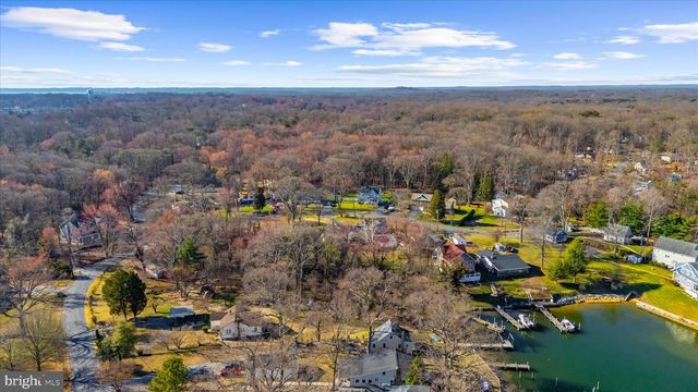 8108 FOREST GLEN DR, Pasadena, MD 21122