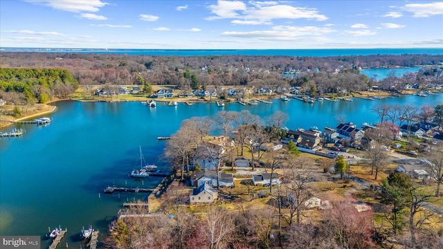 8108 FOREST GLEN DR, Pasadena, MD 21122