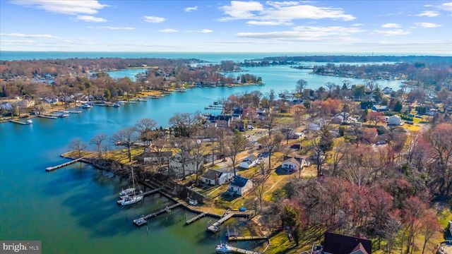 8108 FOREST GLEN DR, Pasadena, MD 21122