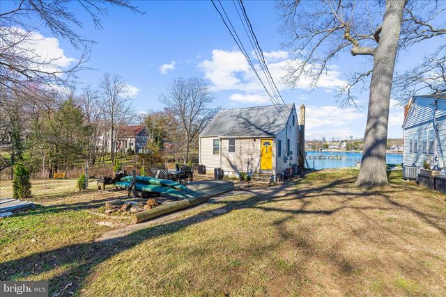 8108 FOREST GLEN DR, Pasadena, MD 21122