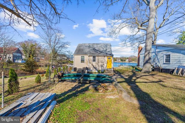 8108 FOREST GLEN DR, Pasadena, MD 21122