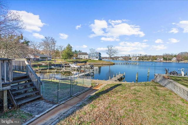 8108 FOREST GLEN DR, Pasadena, MD 21122