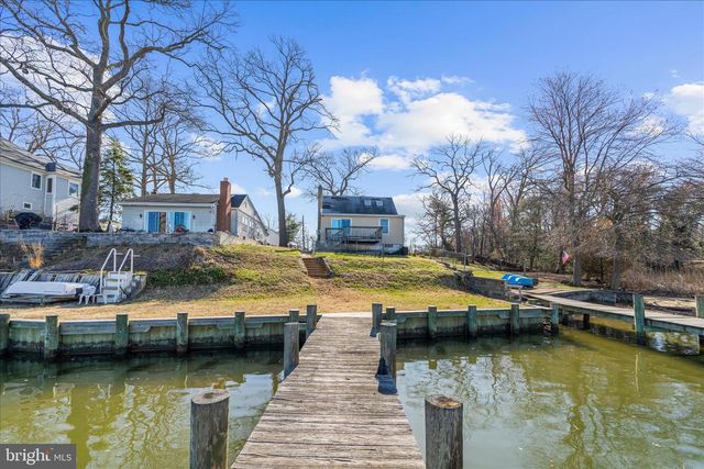 8108 FOREST GLEN DR, Pasadena, MD 21122