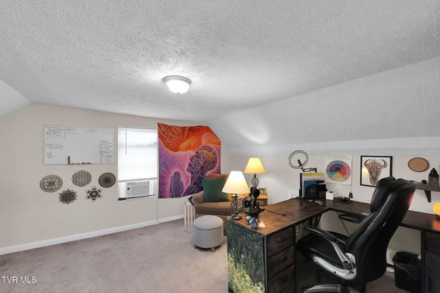 222 Douglas Drive, Damascus, VA 24236