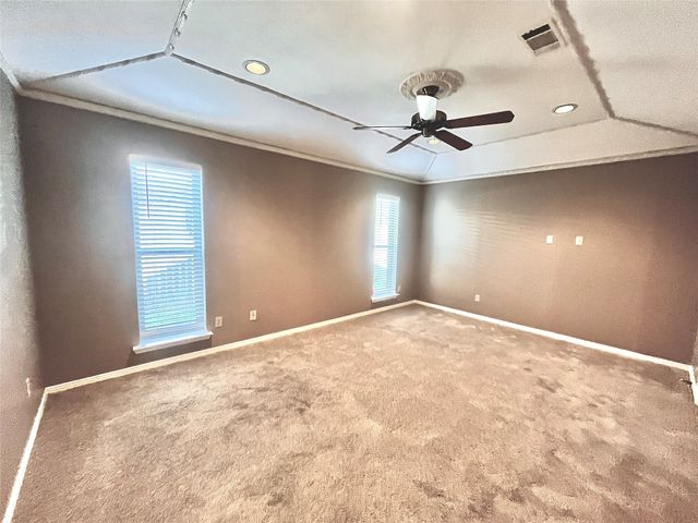 15555 Mosscove Circle, Dallas, TX 75248