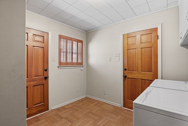 601 Overhill Dr, Kerrville, TX 78028