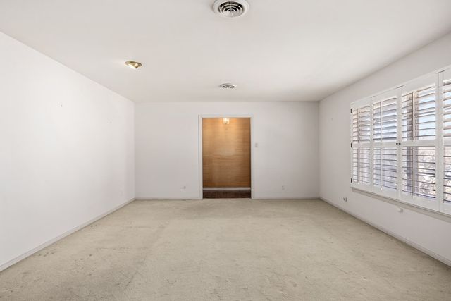 601 Overhill Dr, Kerrville, TX 78028