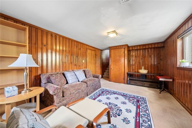 505 Oxford Blvd, Mt Lebanon, PA 15243