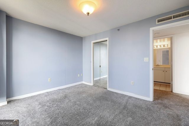 2870 Pharr Court South NW 2105, Atlanta, GA 30305