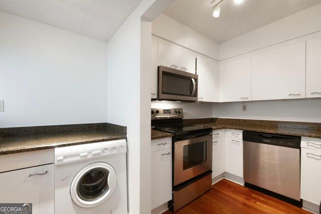 2870 Pharr Court South NW 2105, Atlanta, GA 30305