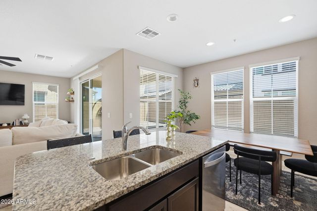 1255 N ARIZONA Avenue 1022, Chandler, AZ 85225