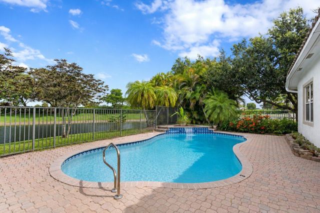 12800 Yardley Drive, Boca Raton, FL 33428
