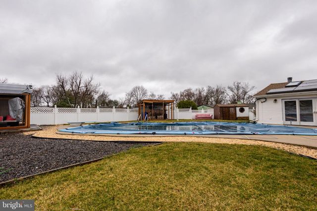 46 TWILIGHT LN, Willingboro, NJ 08046