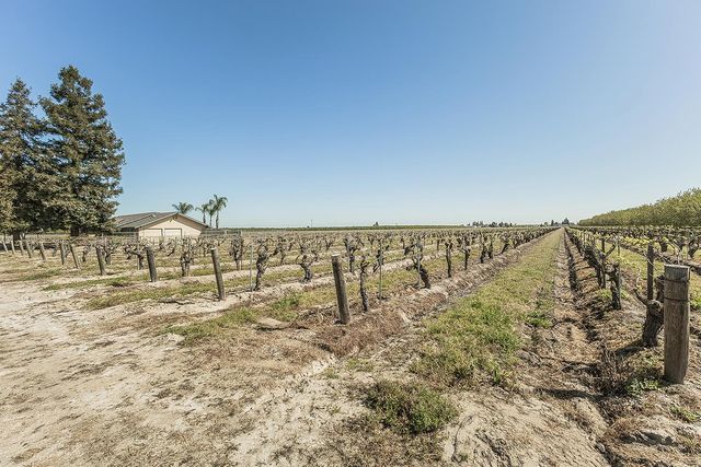 5290 N Bishop Avenue, Fresno, CA 93723