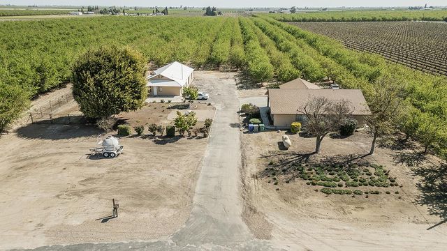 5290 N Bishop Avenue, Fresno, CA 93723
