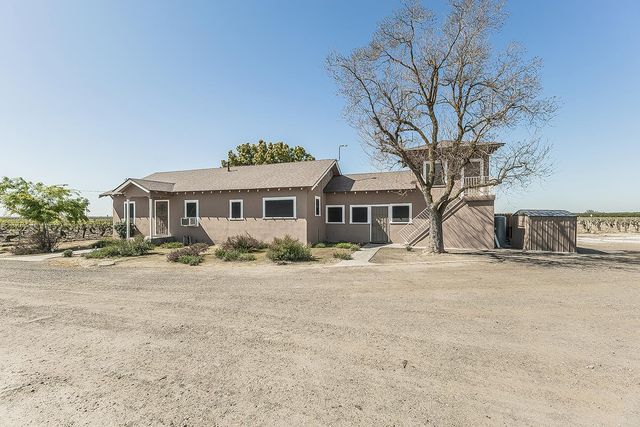 5290 N Bishop Avenue, Fresno, CA 93723