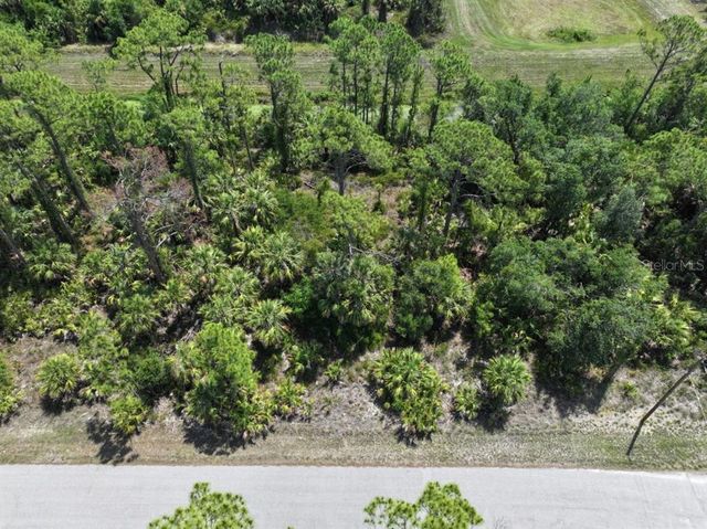 CLATTLEYA AVENUE, North Port, FL 34288