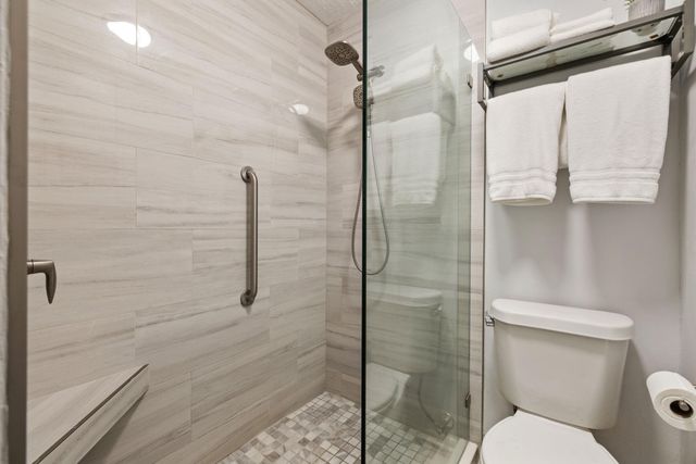 659 Davis Road, League City, TX 77573