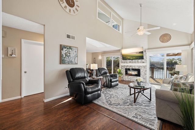 659 Davis Road, League City, TX 77573