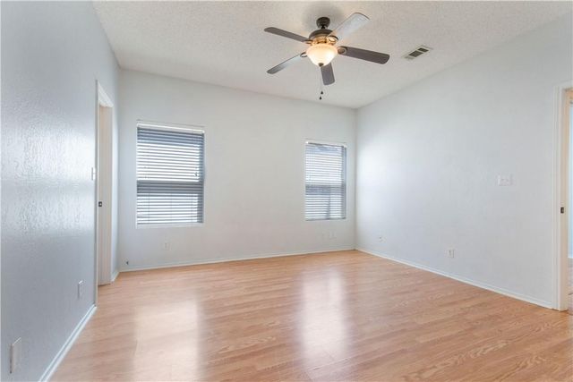 504 Purple Sage DR, Round Rock, TX 78681