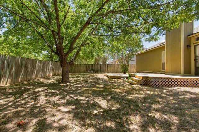 504 Purple Sage DR, Round Rock, TX 78681