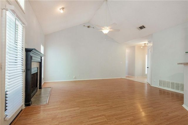 504 Purple Sage DR, Round Rock, TX 78681