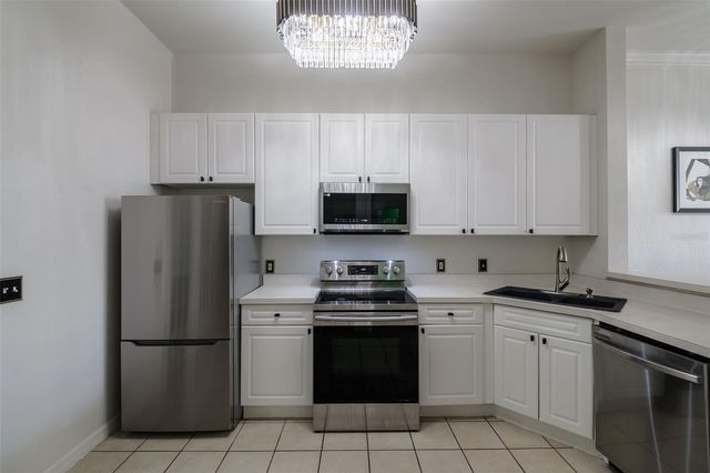 141 RESERVE CIRCLE 113, Oviedo, FL 32765