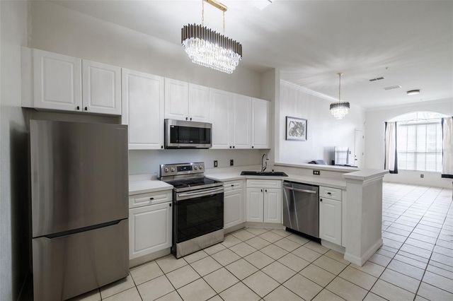 141 RESERVE CIRCLE 113, Oviedo, FL 32765