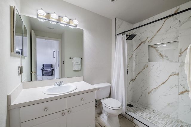 141 RESERVE CIRCLE 113, Oviedo, FL 32765