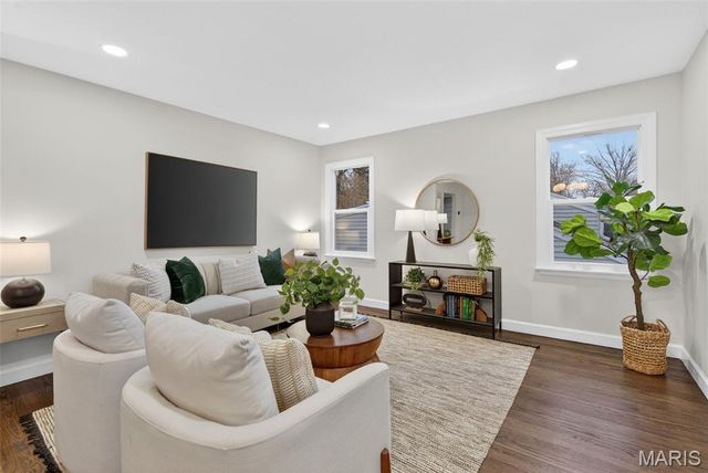 719 Selma Avenue, St Louis, MO 63119