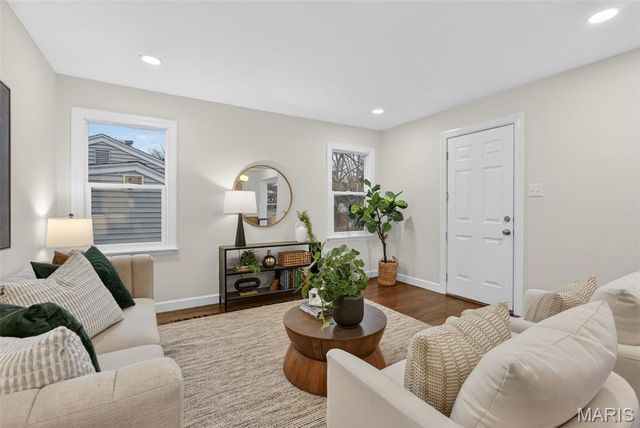 719 Selma Avenue, St Louis, MO 63119