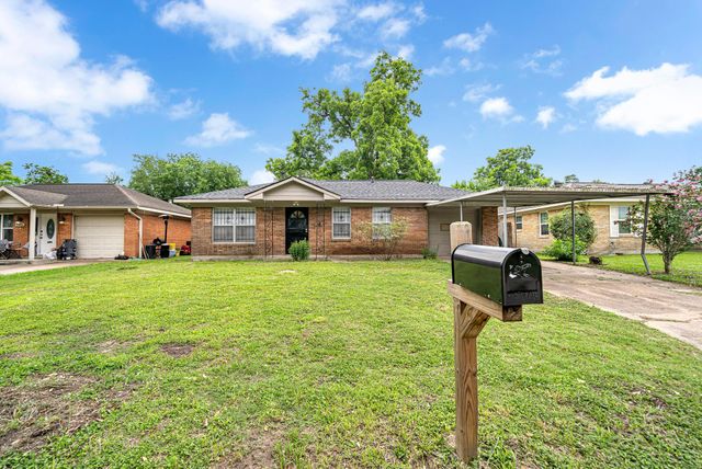 3032 Briarwick Lane, Houston, TX 77093
