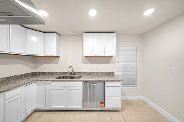 3032 Briarwick Lane, Houston, TX 77093